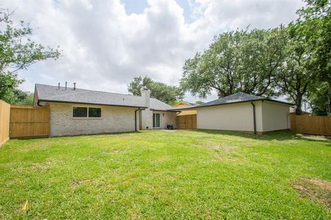 Single Family Residence in Houston TX 1023 Montour Drive 19.jpg