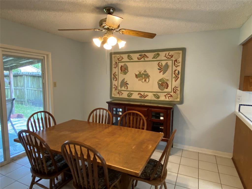 Photo 9 of 21 of 15423 Linkshire Drive house