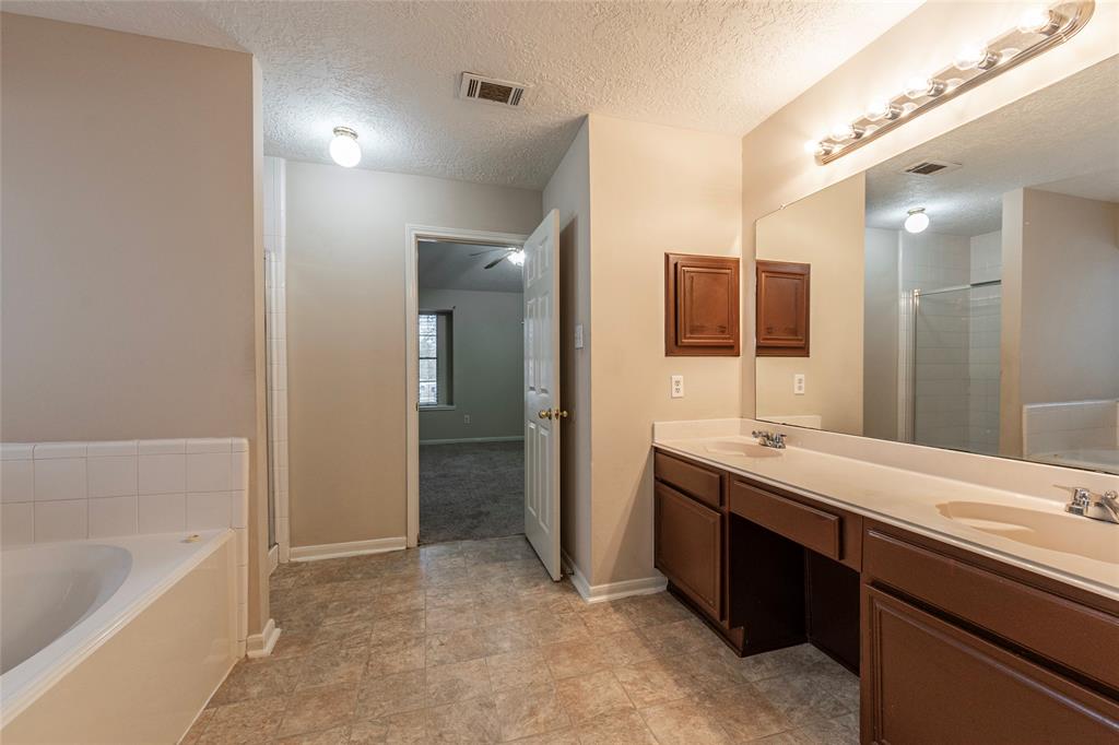 1834 Kemah Oaks Drive, Kemah, Texas image 36