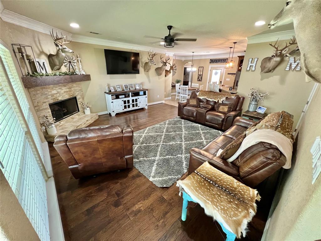 4916 County Road 819, Brazoria, Texas image 11