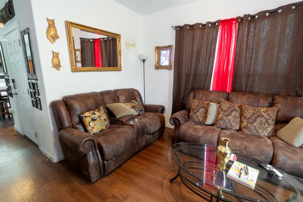 2503 Deats Road, Dickinson, Texas image 6