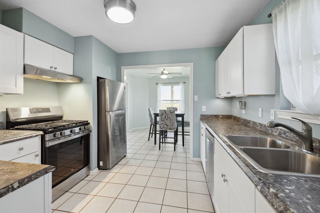 33560 Richard Frey Road, Waller, Texas image 11