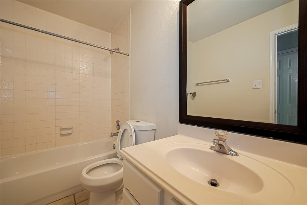 11911 Timpnogos Drive, Tomball, Texas image 27