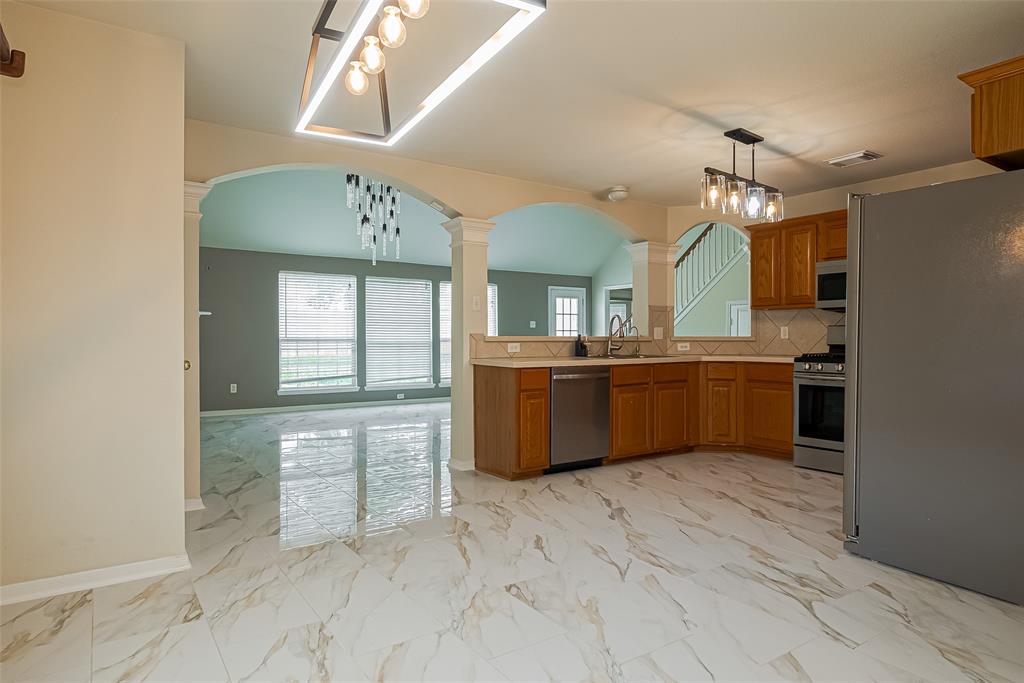 11911 Timpnogos Drive, Tomball, Texas image 14