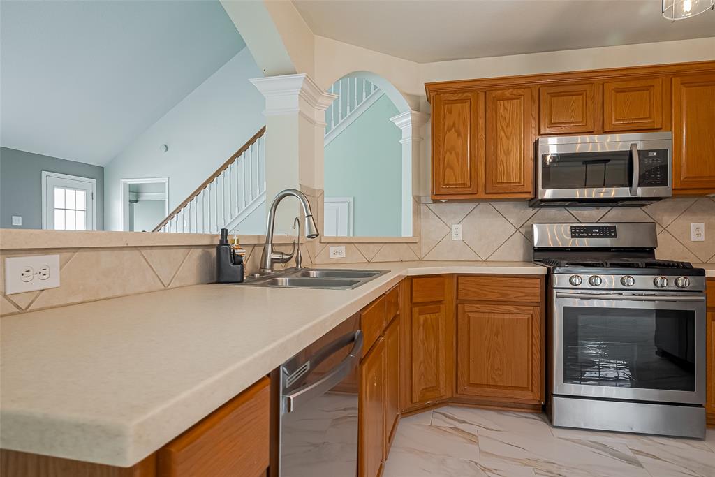 11911 Timpnogos Drive, Tomball, Texas image 15
