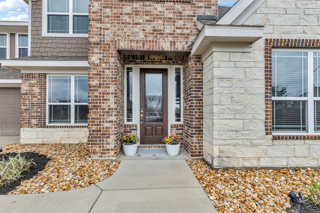 14607 Monmouth Park Drive, Mont Belvieu, Texas image 4