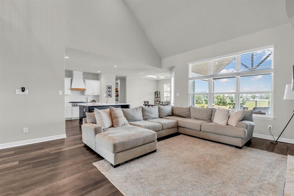 14607 Monmouth Park Drive, Mont Belvieu, Texas image 24