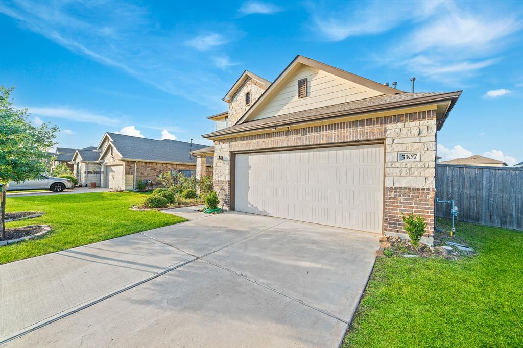 5107 Twin Summit Drive, Rosenberg, Texas image 4