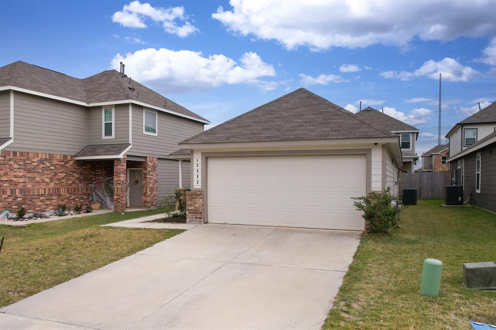 13522 Luke Prairie Court, Willis, Texas image 3