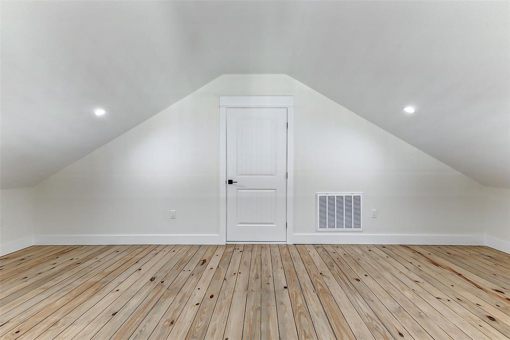 1395 Keith Avenue, Gilchrist, Texas image 38