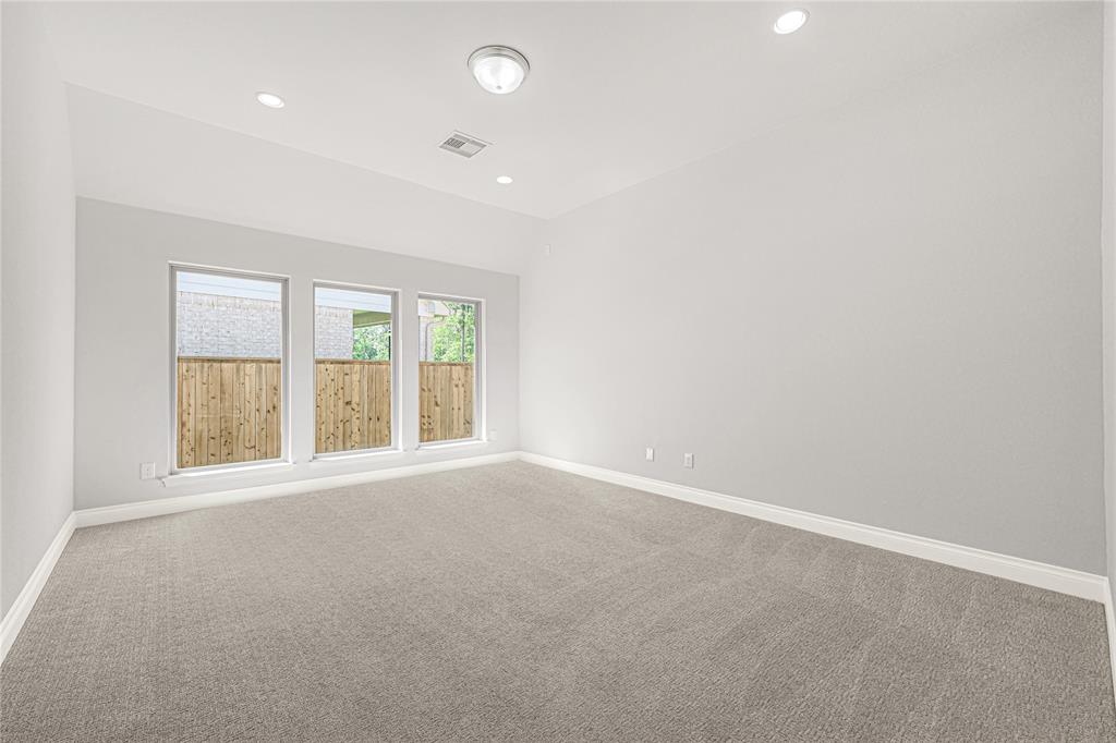 19236 Yellow Chestnut Lane, New Caney, Texas image 13