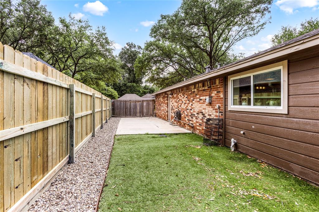112 April Wind Drive, Montgomery, Texas image 37