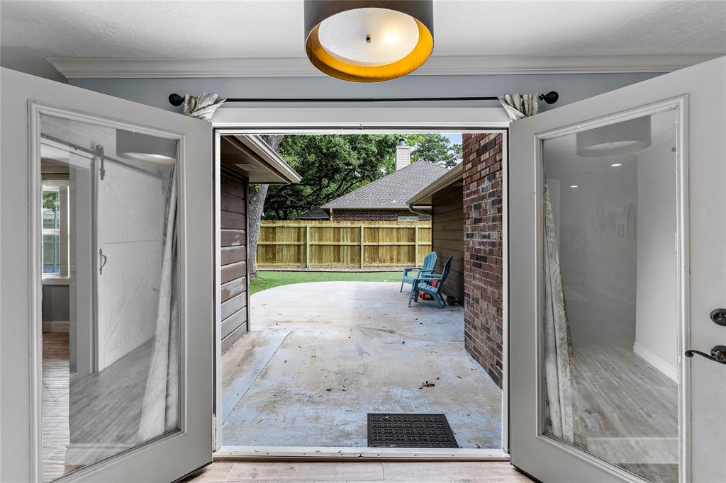 112 April Wind Drive, Montgomery, Texas image 34
