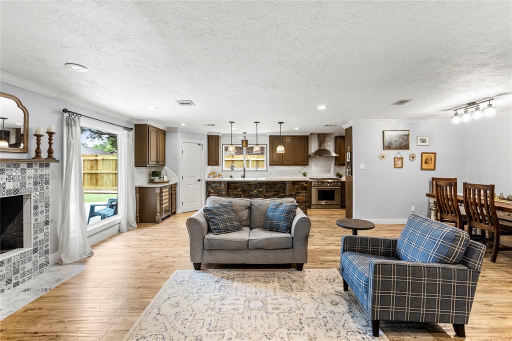 112 April Wind Drive E