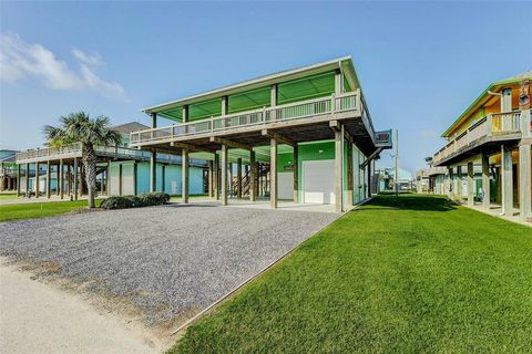 Photo of 951 Kenlyn Drive, Port Bolivar, TX 77650 (MLS # 12012273)