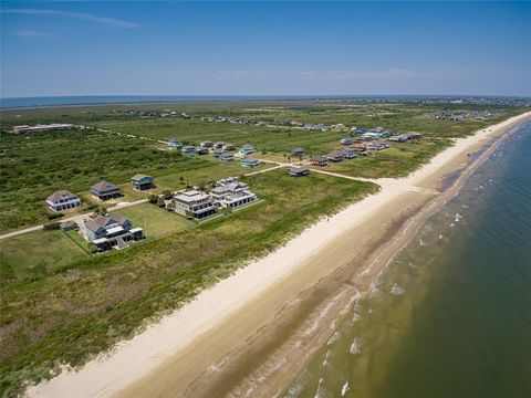 A home in Crystal Beach