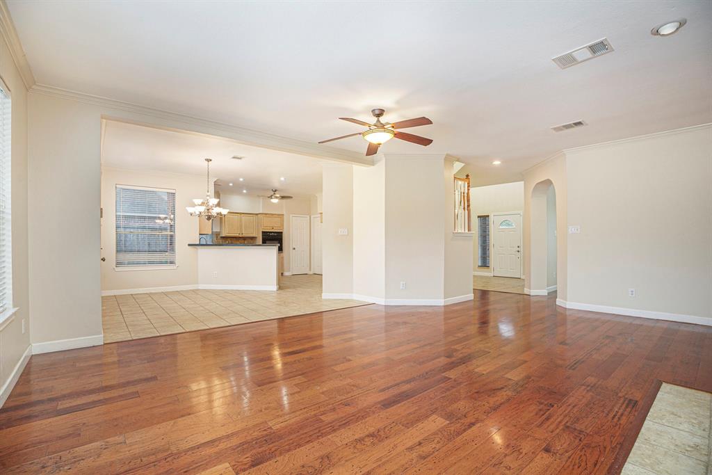 2814 Carmel Woods Drive, Seabrook, Texas image 6