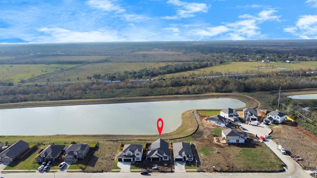 453 Lake Line, Alvin, Texas image 26