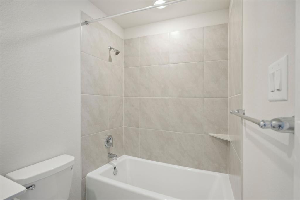 1472 Waggoner Ranch Trail, Conroe, Texas image 32