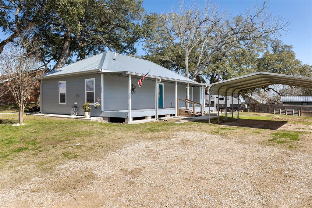 908 N Colorado Street, Burton, Texas image 1