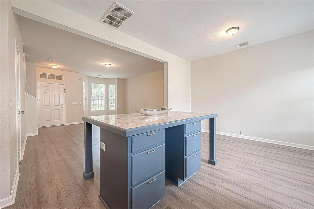 3422 Glenmore Meadow Drive, Spring, Texas image 8