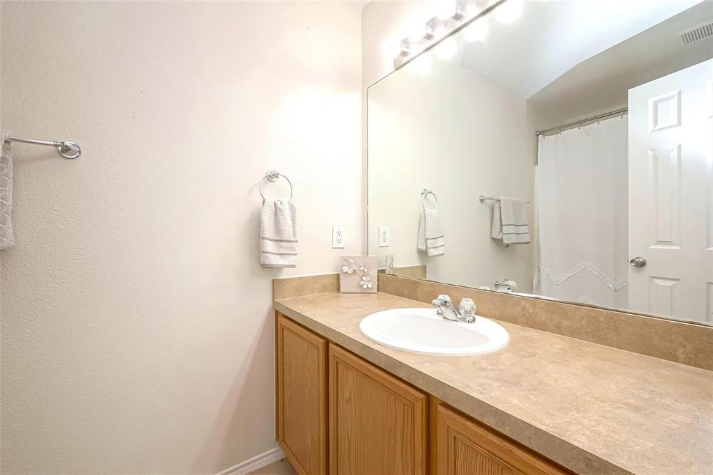 3422 Glenmore Meadow Drive, Spring, Texas image 17