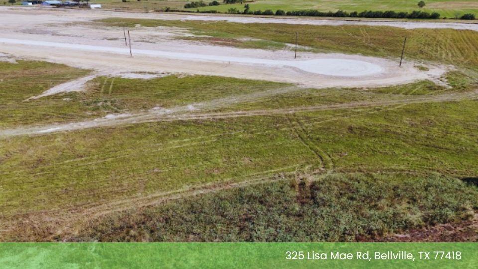 365 Lisa Mae Road, Bellville, Texas image 6