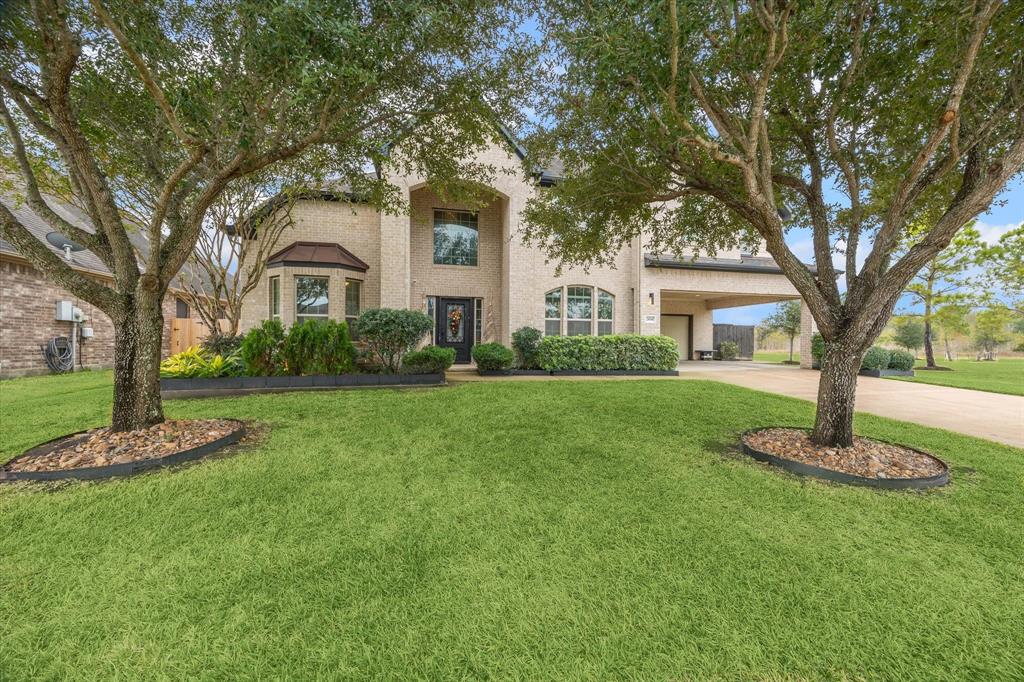 2806 Tremont Springs Lane, Pearland, Texas image 1