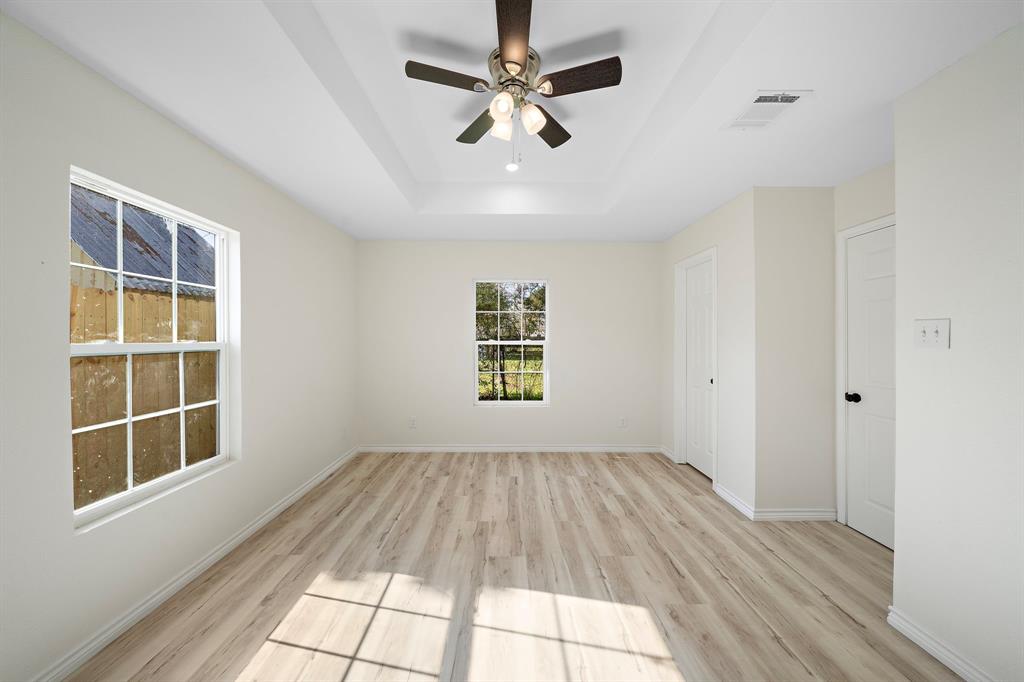 305 E Humble Street, Baytown, Texas image 22