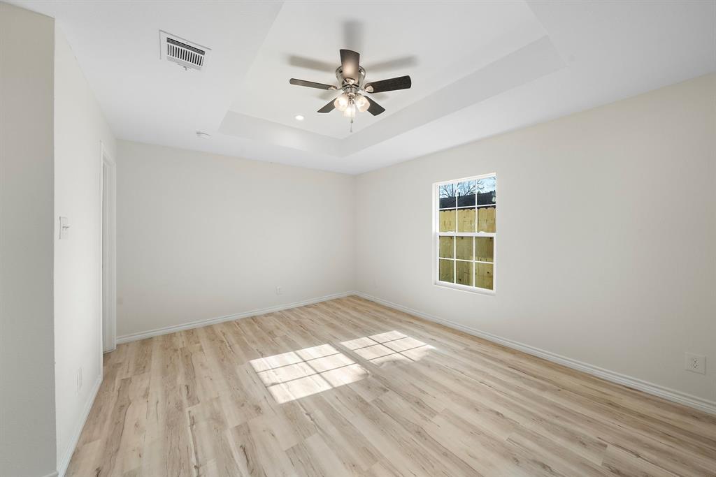 305 E Humble Street, Baytown, Texas image 23