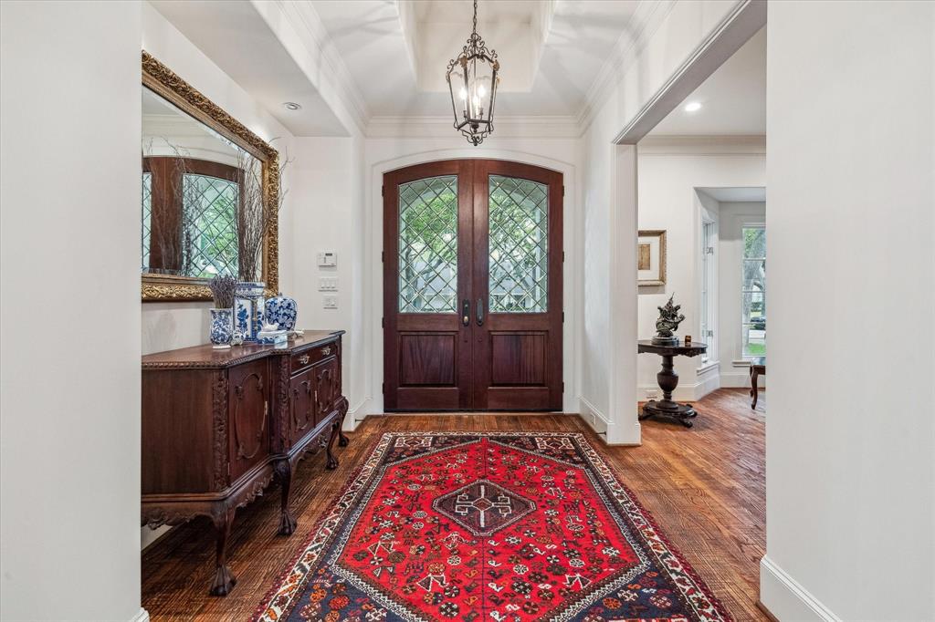 5418 Braeburn Drive, Bellaire, Texas image 3