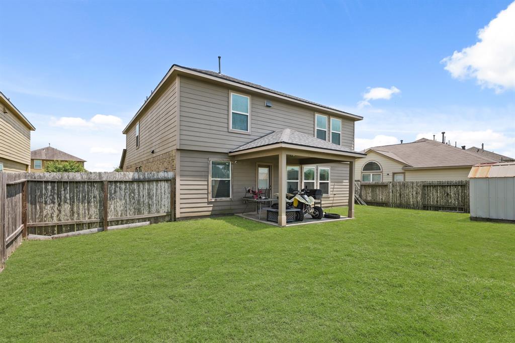 2206 Village Side Trail, Rosenberg, Texas image 6