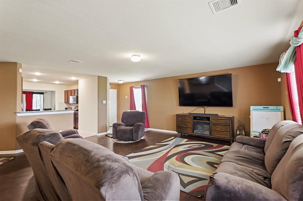 2206 Village Side Trail, Rosenberg, Texas image 15
