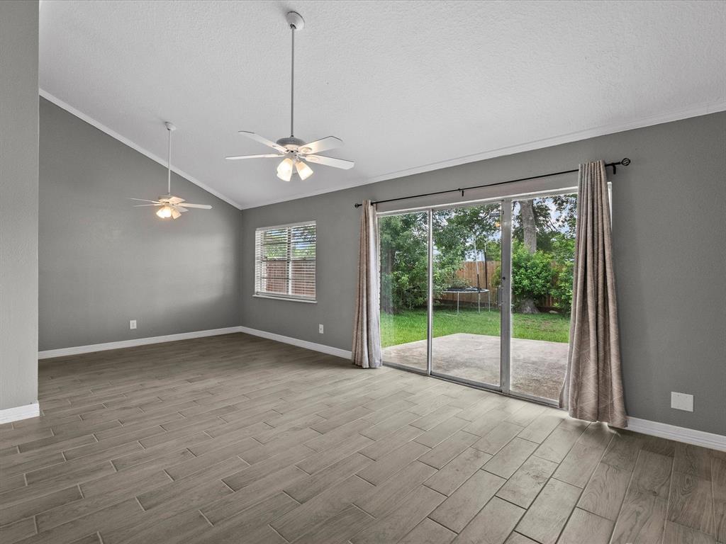 11731 Flushing Meadows Drive, Houston, Texas image 7