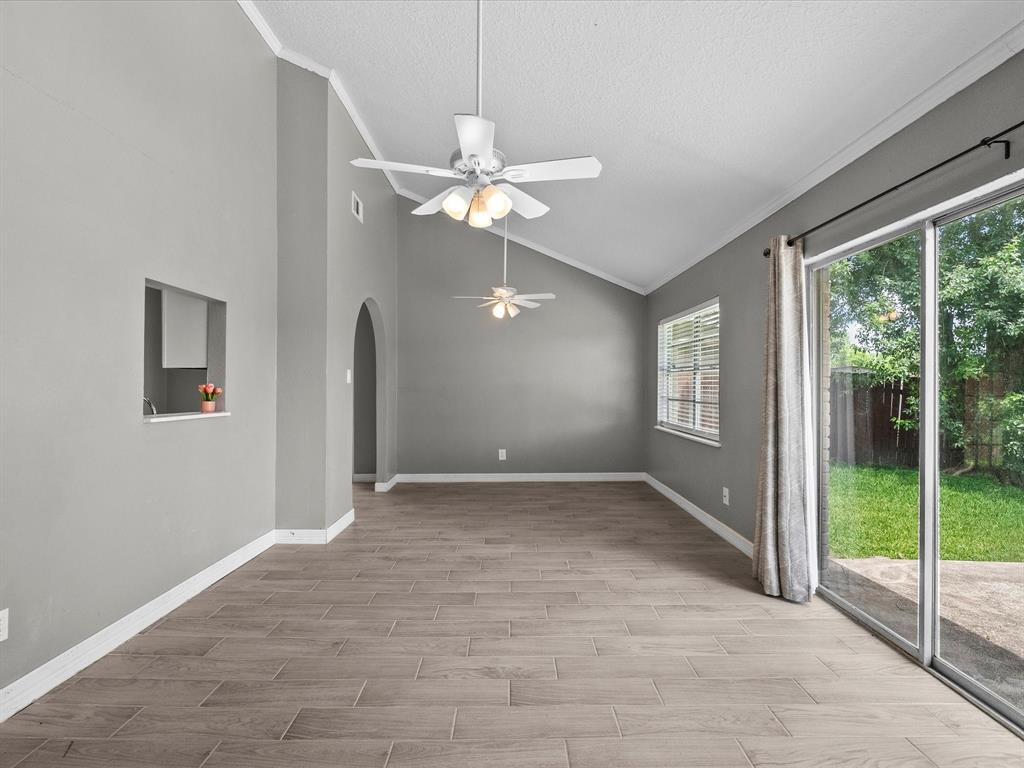 11731 Flushing Meadows Drive, Houston, Texas image 10