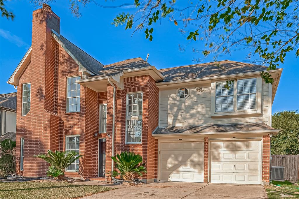 1109 Chesterwood Drive, Pearland, Texas image 1