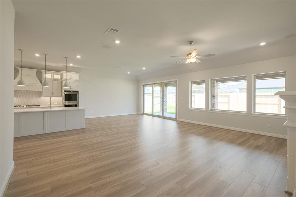 1206 Berry Brook Drive, Missouri City, Texas image 7