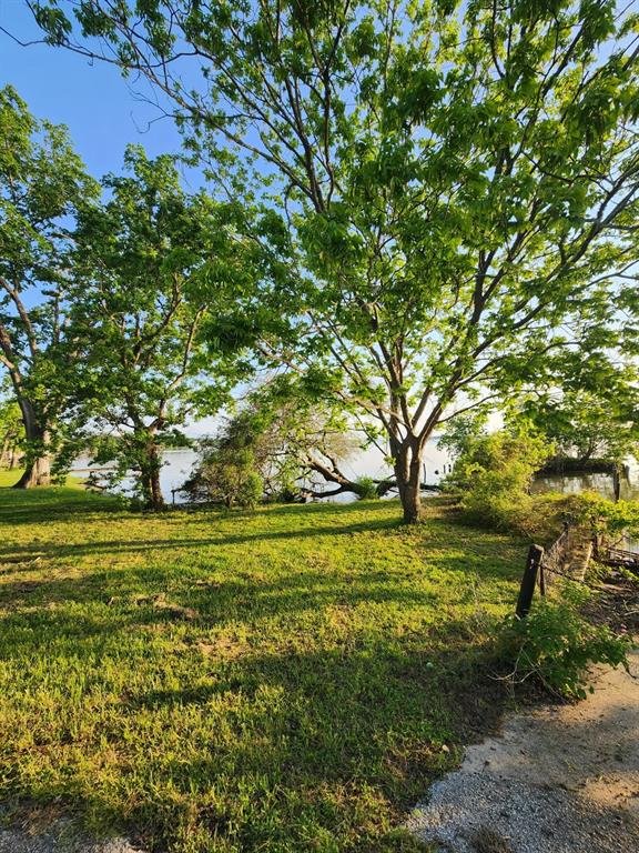 Wilkins Lane, Huffman, Texas image 3
