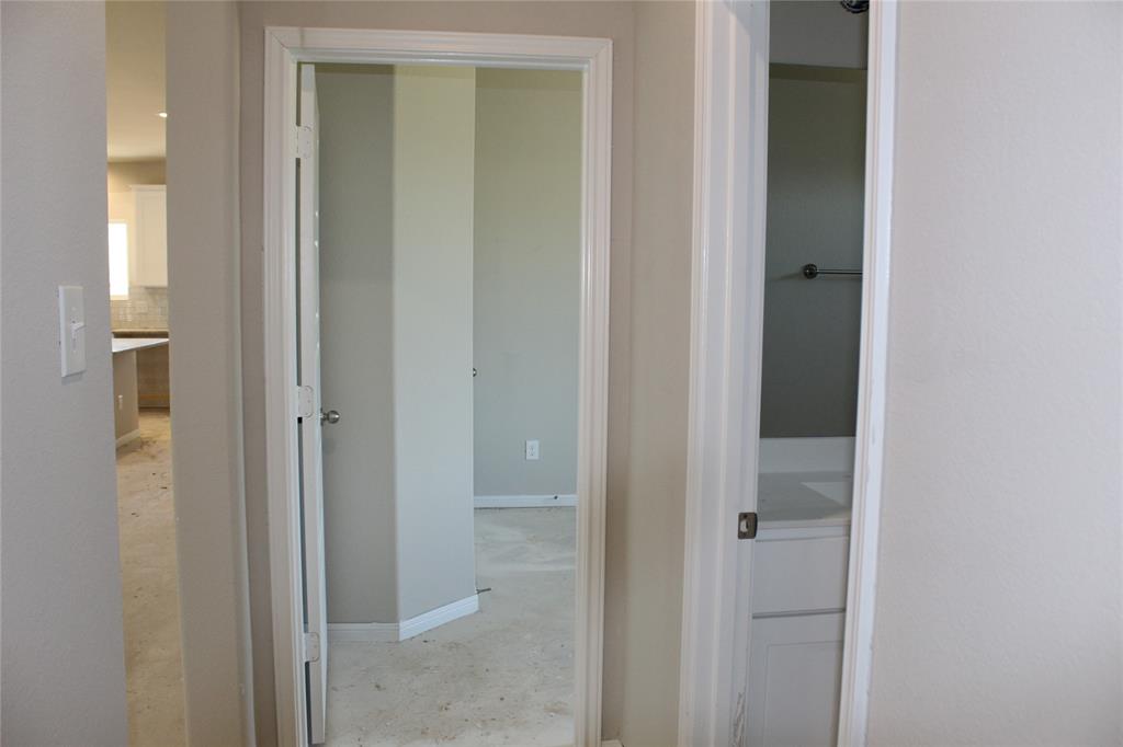 364 Palero Path Path, Brookshire, Texas image 11