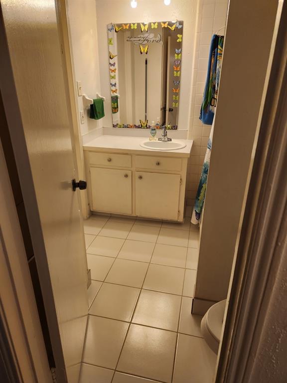 235 W Tri Oaks Lane #235, Houston, Texas image 14