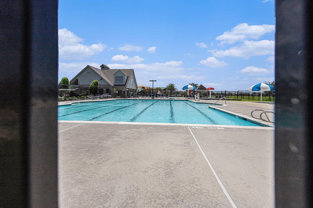 2530 Tiger Eye Drive, Rosharon, Texas image 40