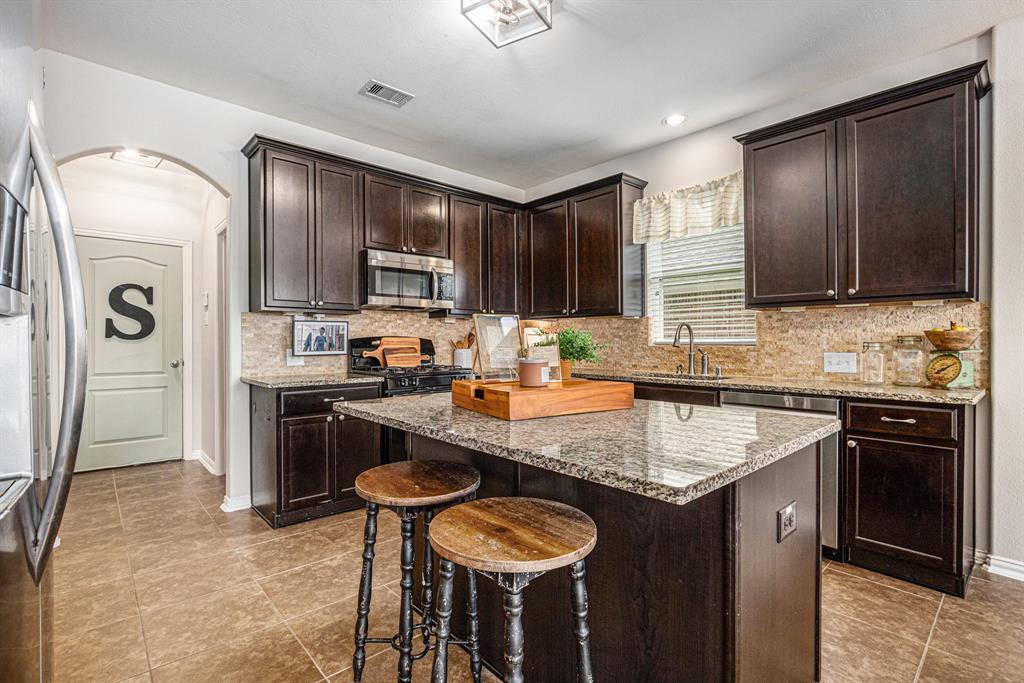 2530 Tiger Eye Drive, Rosharon, Texas image 11