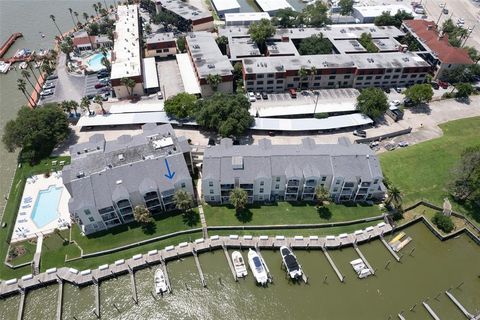 A home in Seabrook