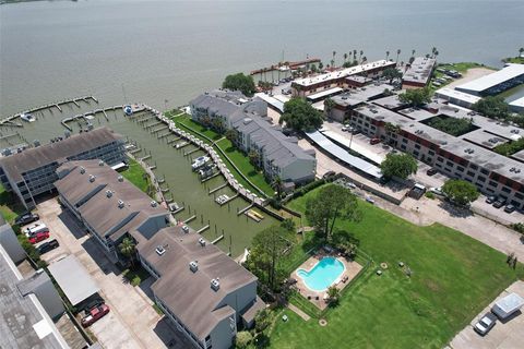 A home in Seabrook