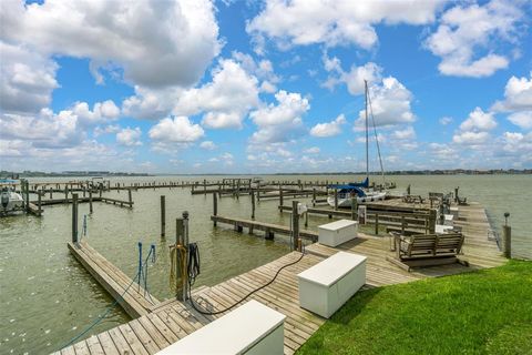 A home in Seabrook