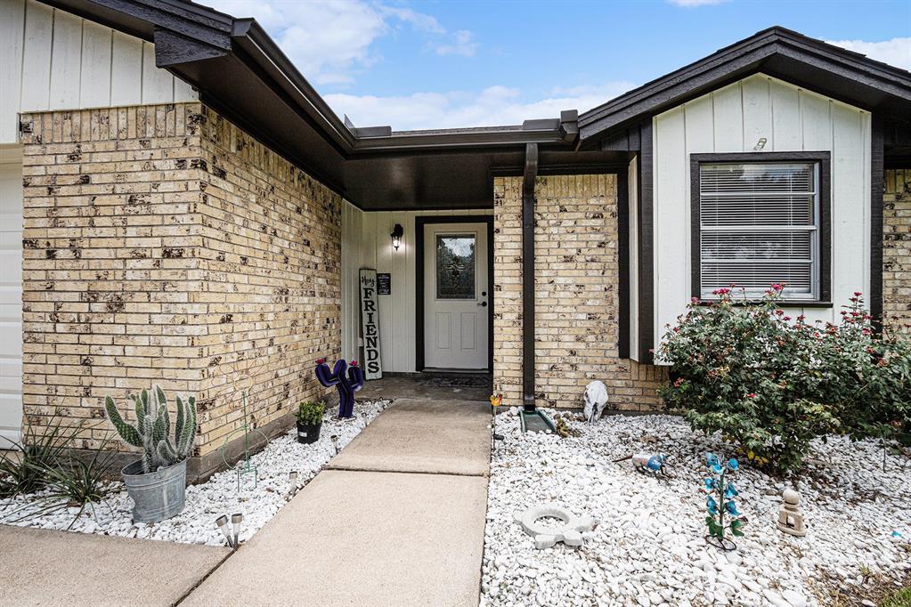 1722 Sherwood Circle