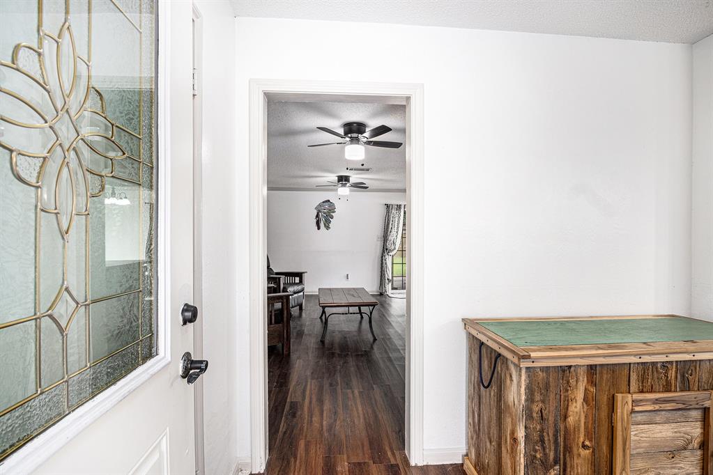 1722 Sherwood Circle