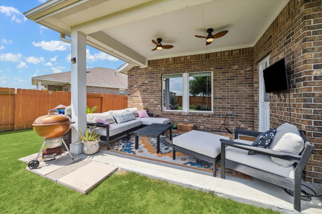 2306 Brickfielder Lane, Baytown, Texas image 29
