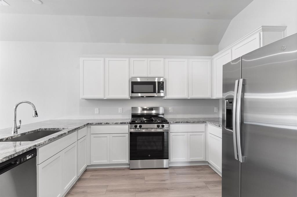 11869 East Gate Drive Dr, Willis, Texas image 13