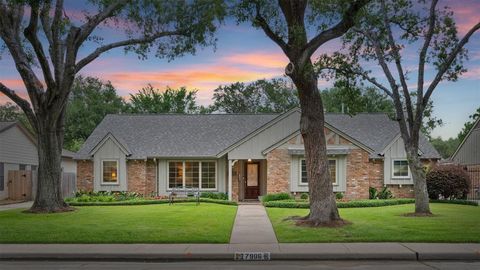 7906 Meadow Lake Lane Houston TX 77063